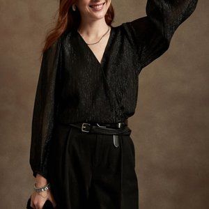 Banana Republic  Chiffon Crinkle Blouse